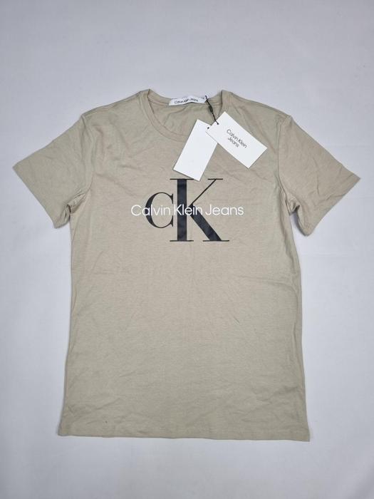 Фото Футболка Calvin Klein Jeans