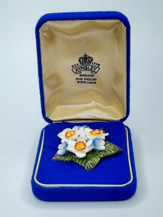 Фото Брошка Aynsley. Вінтаж