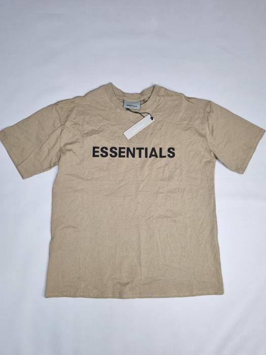 Фото Футболка ESSENTIALS