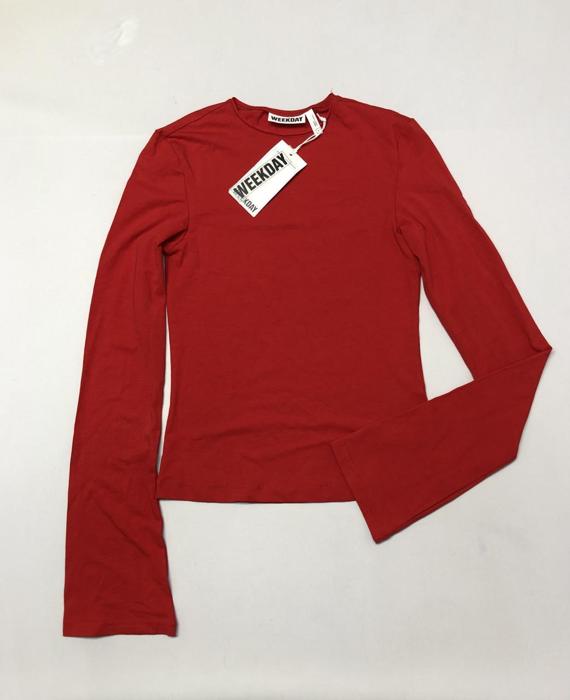 Фото Лонгслів WEEKDAY