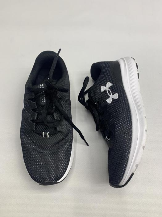 Фото Кросівки UNDER ARMOUR