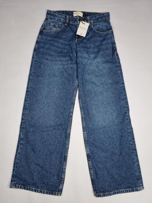 Фото Джинси MOTEL