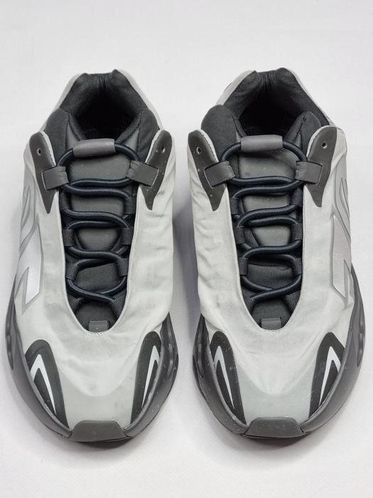 Фото Кросівки