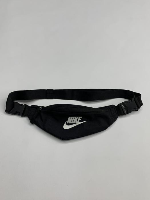 Фото Сумка на пояс Nike