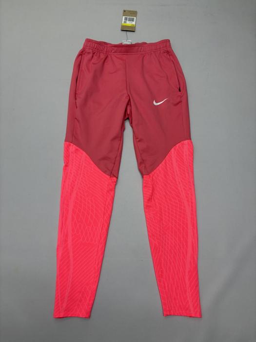 Фото Штани Nike