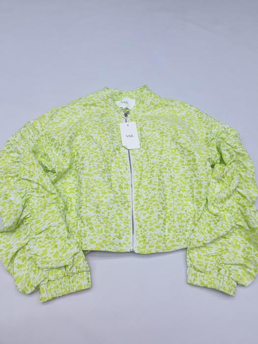 Фото Бомбер Yas