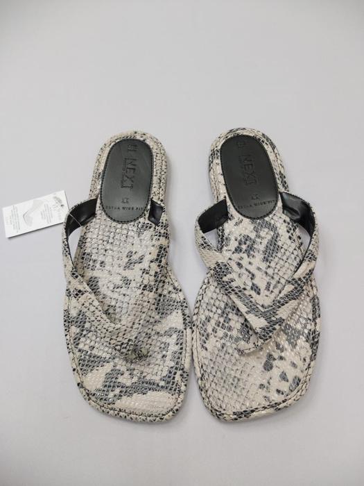 Фото Шльопанці Next