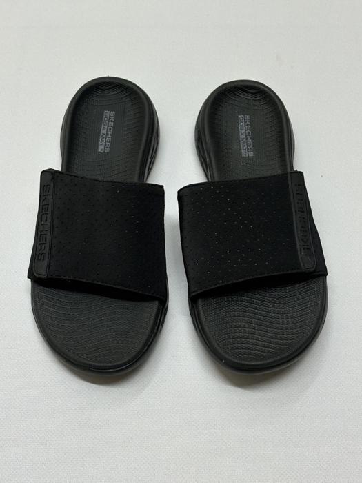 Фото Шльопанці Skechers