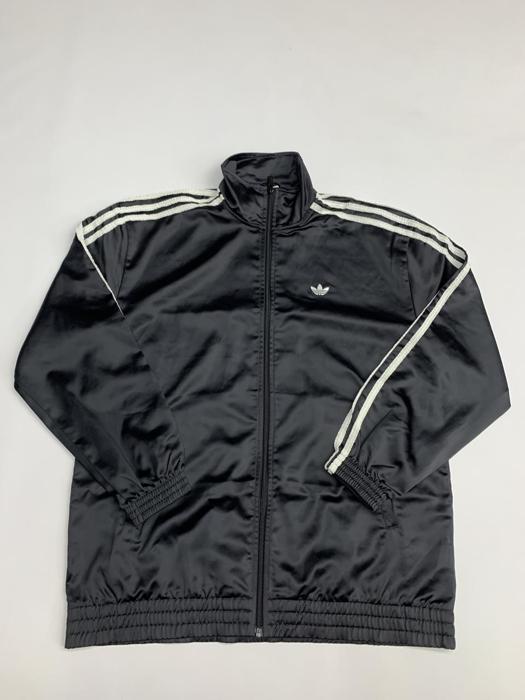 Фото Вітровка adidas