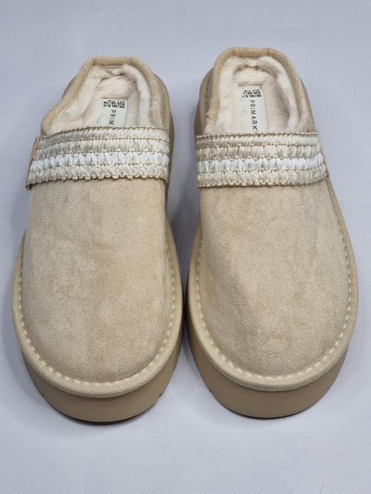 Фото Капці-уггі Primark