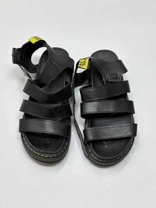 Фото Босоніжки