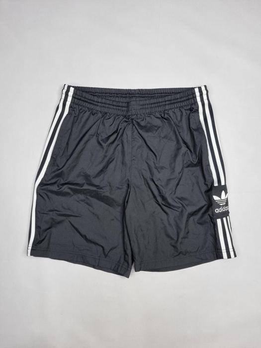 Фото Шорти Adidas
