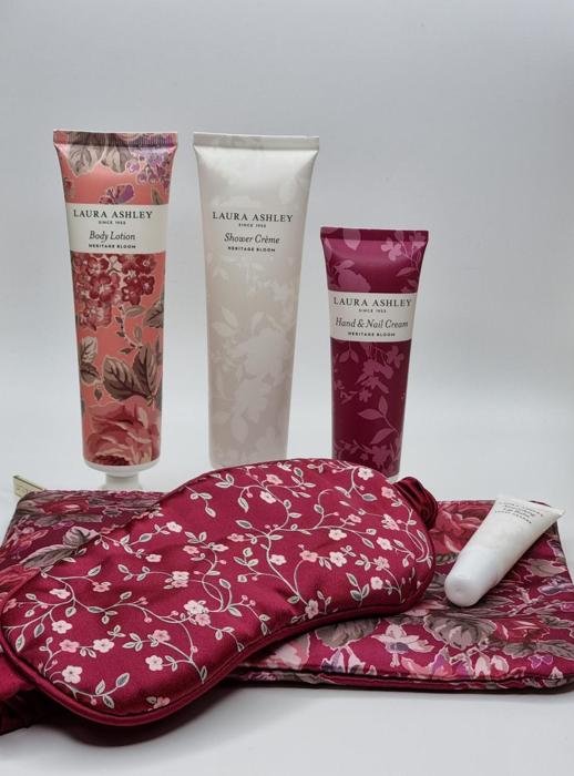 Фото Набір косметики Laura Ashley