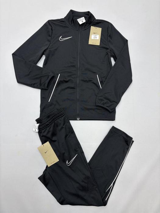 Фото Костюм Nike