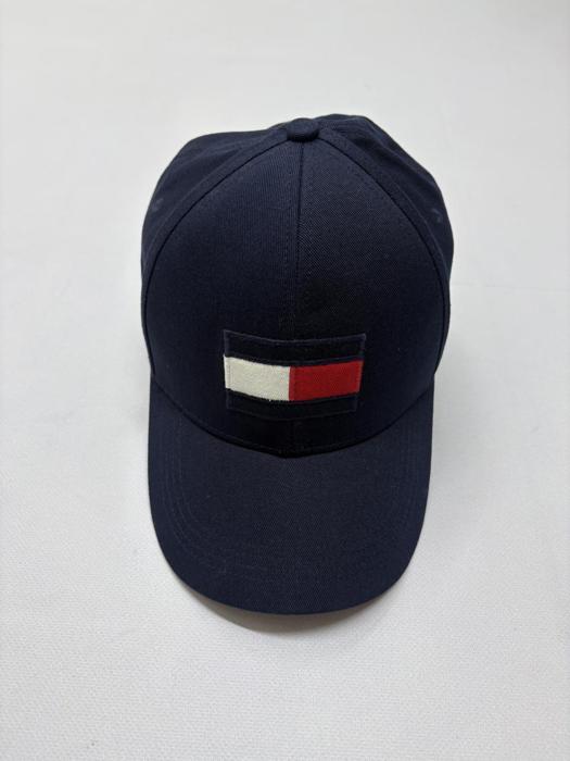 Фото Кепка Tommy Hilfiger
